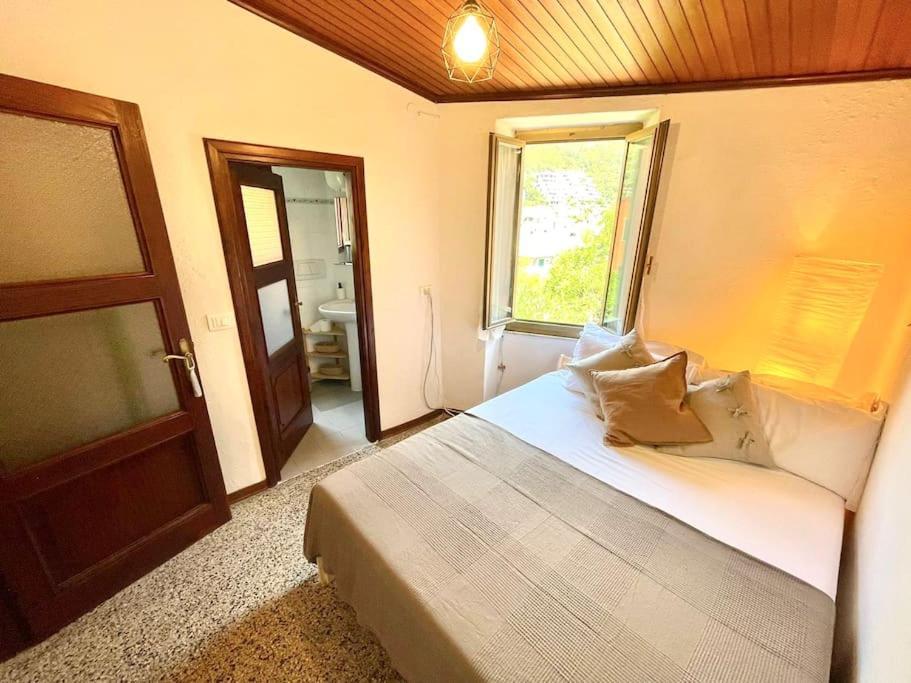 Historic Downtown Home By The Sea With King Bed Monterosso al Mare Exterior foto